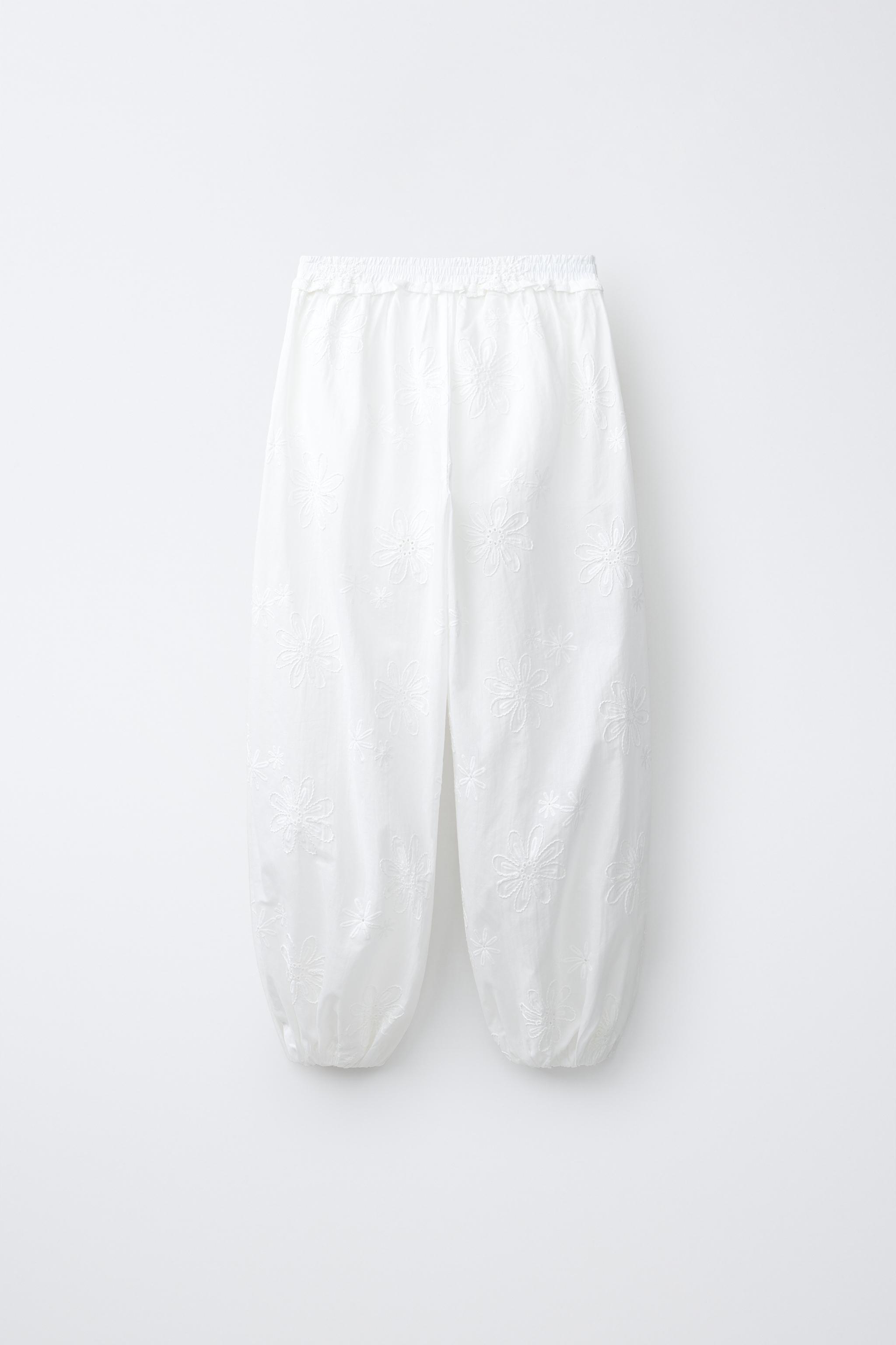 EMBROIDERED FLORAL BLOOMER PANTS